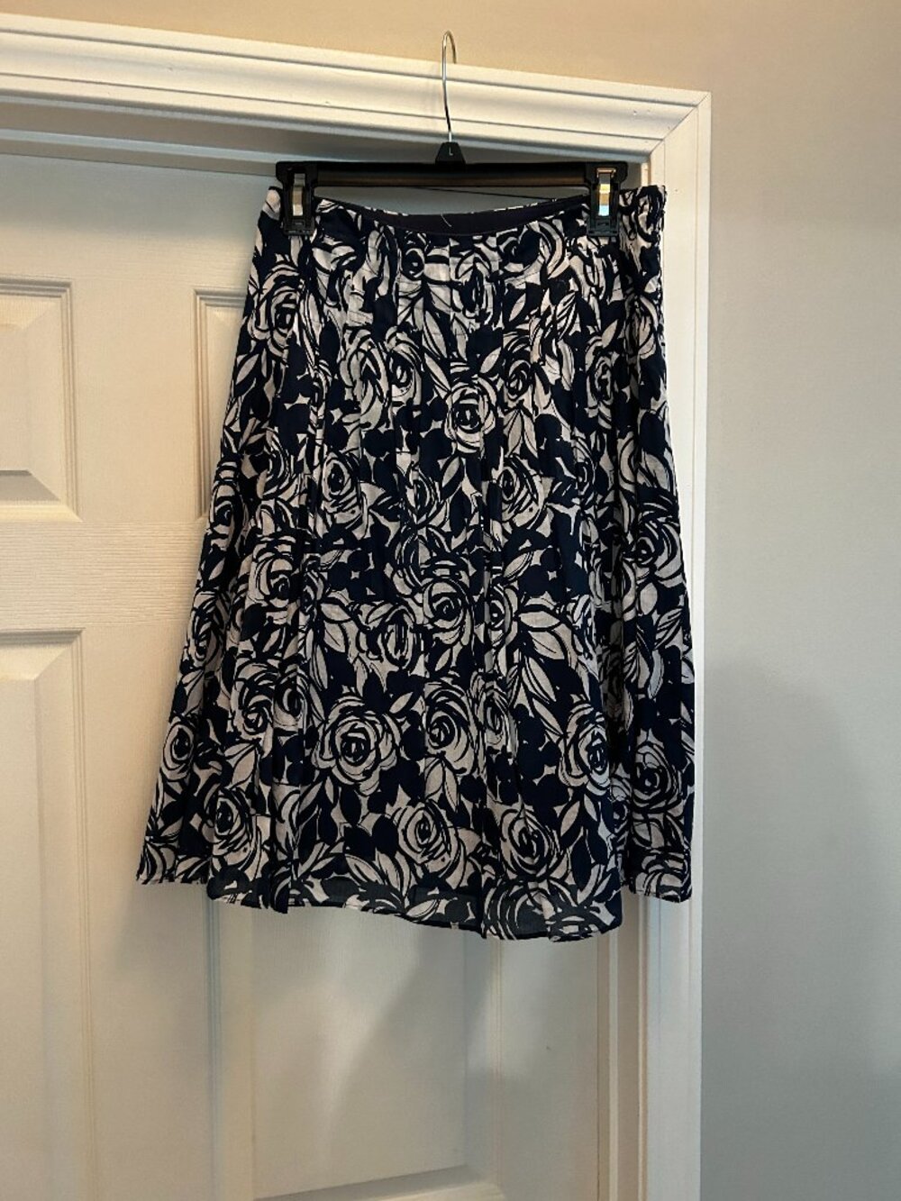 Liz Claibourne Floral Skirt Size 2